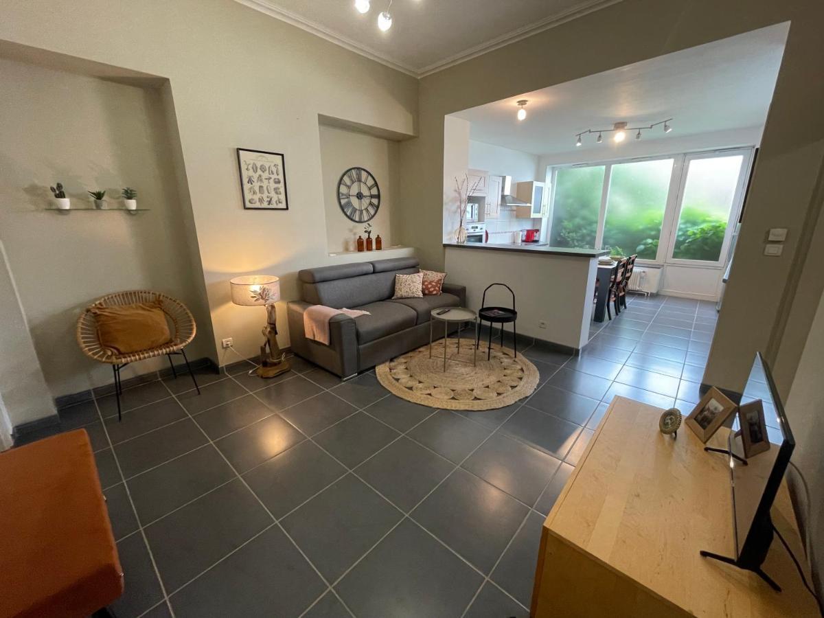 Appartement Proche Des Remparts Et Tous Commerces. Montreuil  Eksteriør billede
